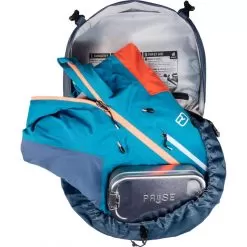 Deuter Futura Pro 36 Trekking Backpack 24 Deuter Futura Pro 36 Trekking Backpack -Outdoors Shop 3401121 1336 futura pro 36 d10 min