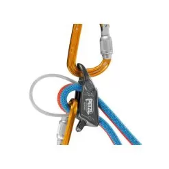 Petzl Reverso Polyvalent Climbing Descender -Outdoors Shop d017aa reverso focus 1 lowres min